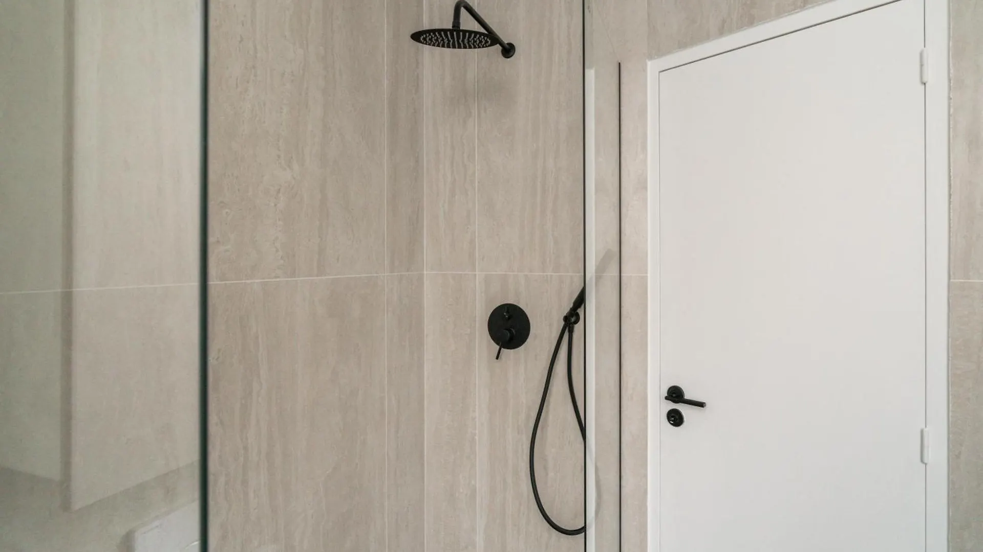 Apartment Appartement Design Parisien - Palais Maillot France